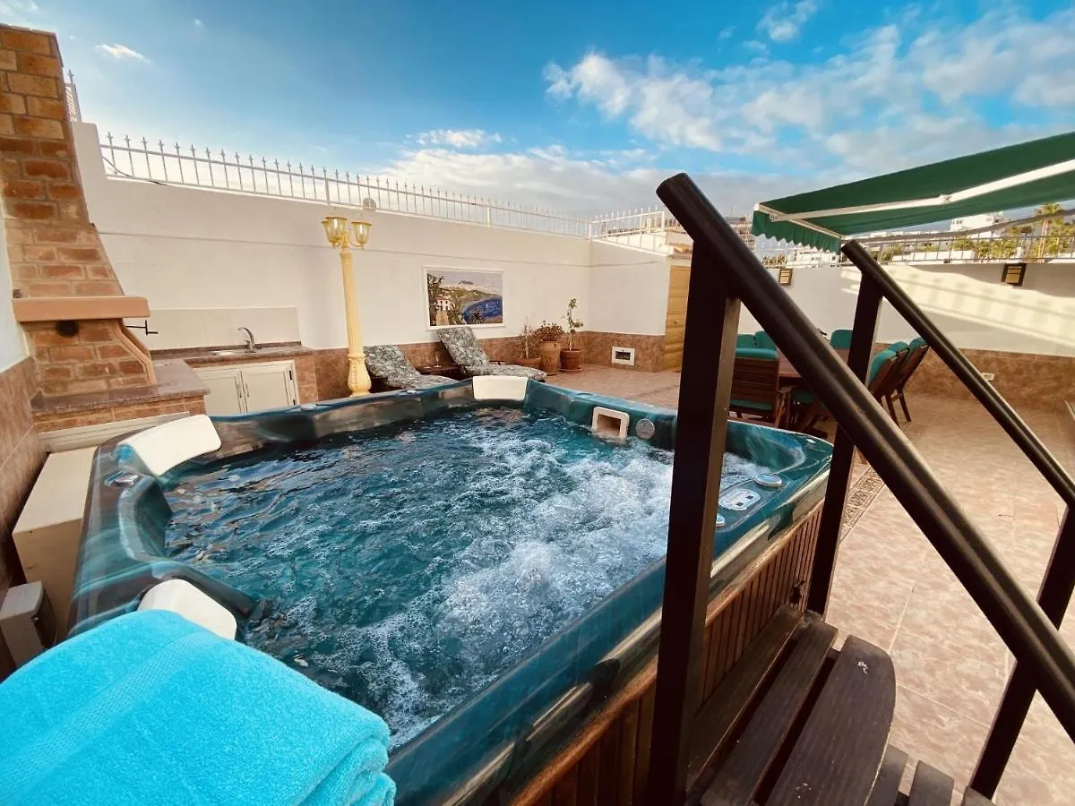 The Good Life Holiday Home Costa Adeje  España